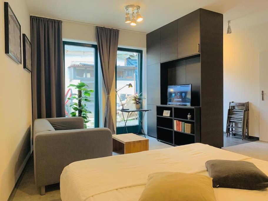 Apartment Cozy Friendly Place With Free Parking Prag