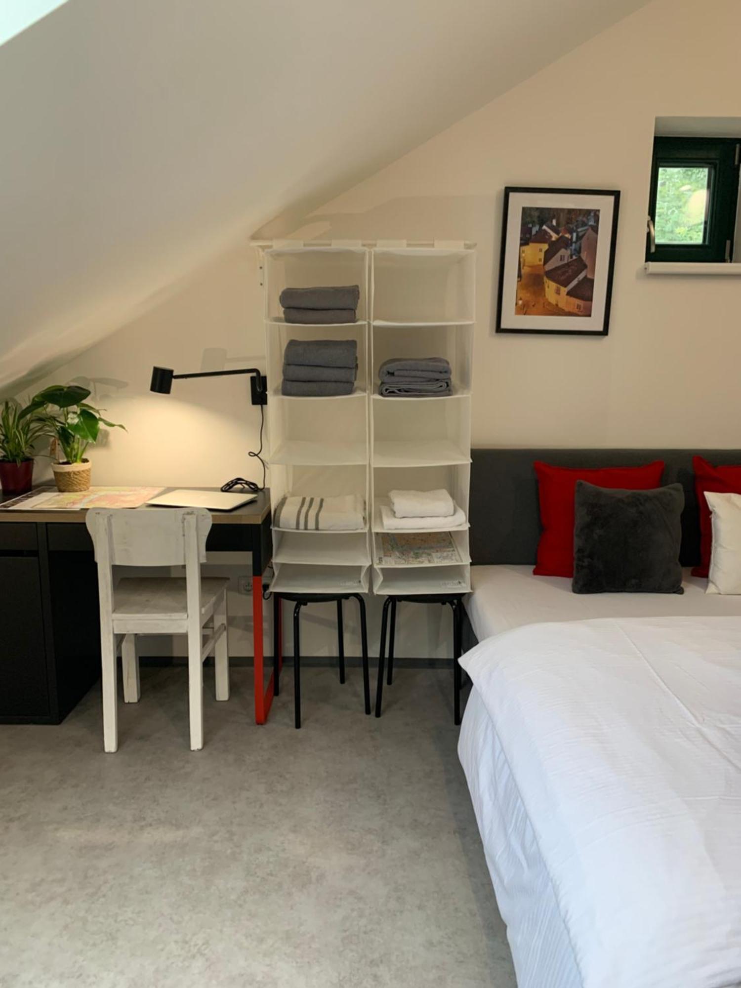 Cozy Friendly Place With Free Parking * Prag