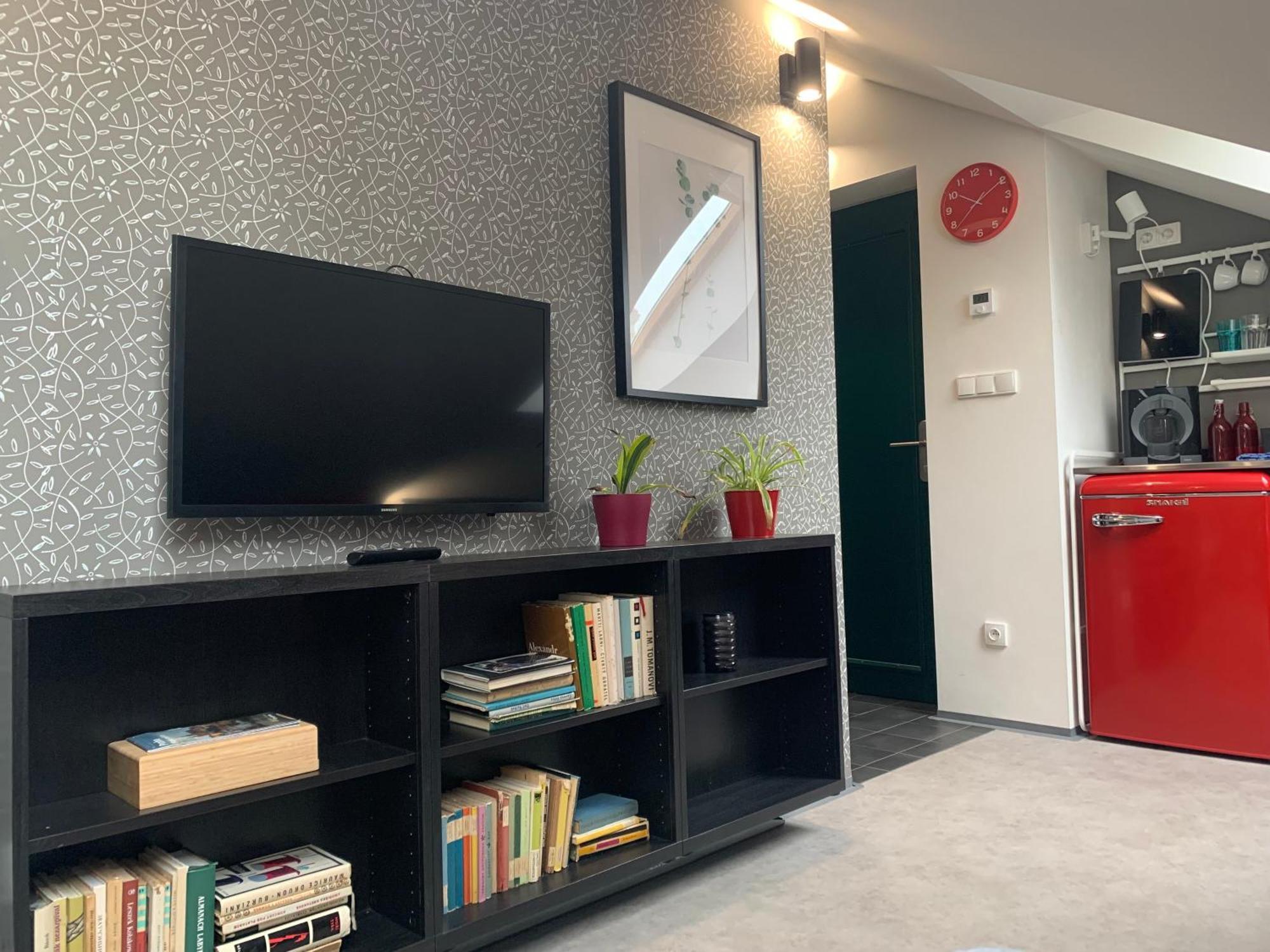 Cozy Friendly Place With Free Parking Apartment *